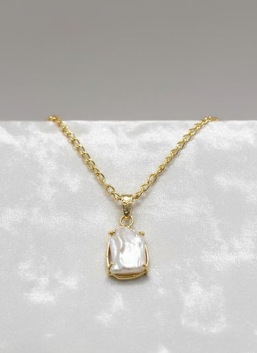 Pearl Essence Chain